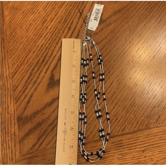 NWT Nine and Company Beaded 3-strand choker Necklace - Picture 2 of 4